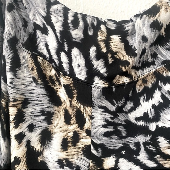 COCO BIANCO Animal Print Palazzo Pants Medium Super Wide Leg Pull On Pants EUC - Picture 4 of 8